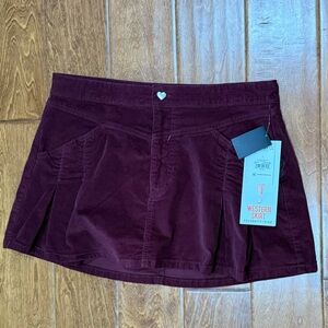 NWT Size Large Western Skirt Celebrity pink Burgundy skirt